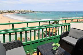 Cucharas Playa terrace sea views